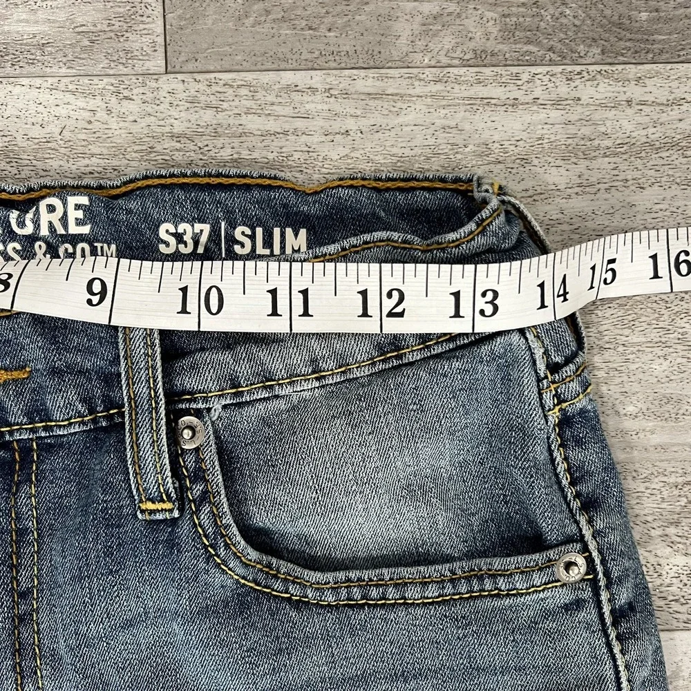 Levis Signature S37 Slim Leg Jeans Mens Size 28x30 Light Wash Denim